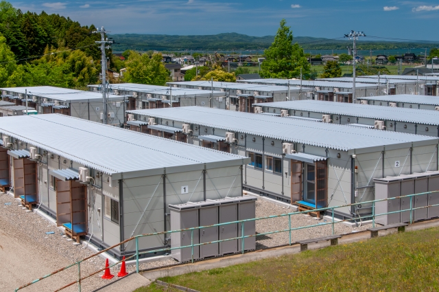 立ち並ぶ仮設住宅